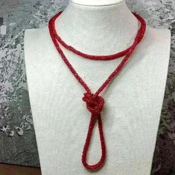 Red Glass Mesh Necklace - Picture 3 of 3